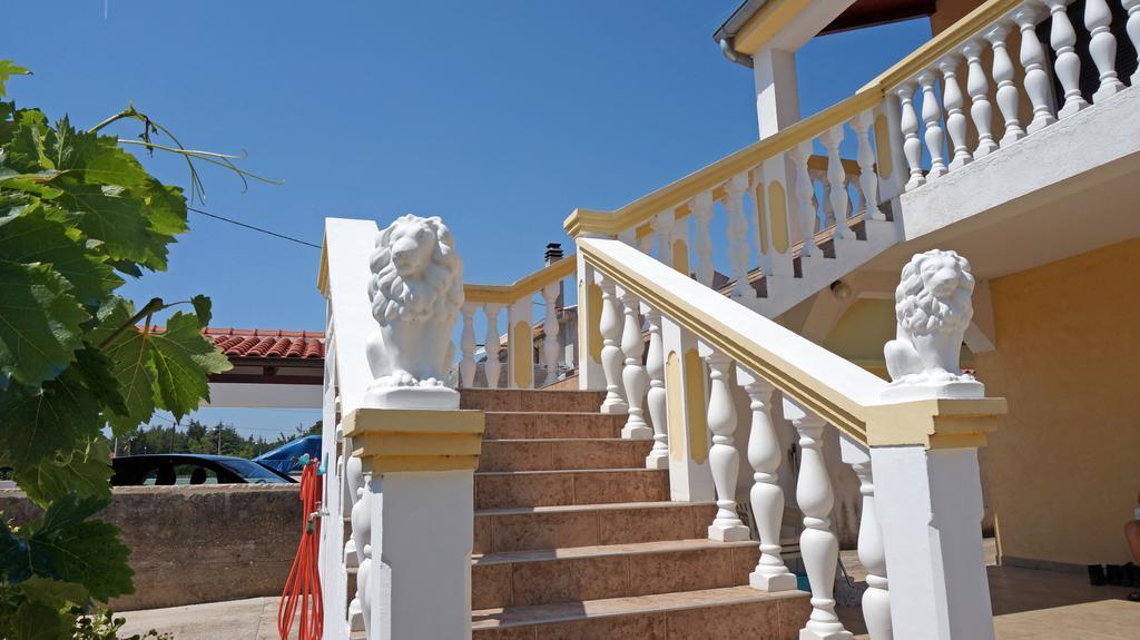Apartments Roberta Kožino Εξωτερικό φωτογραφία