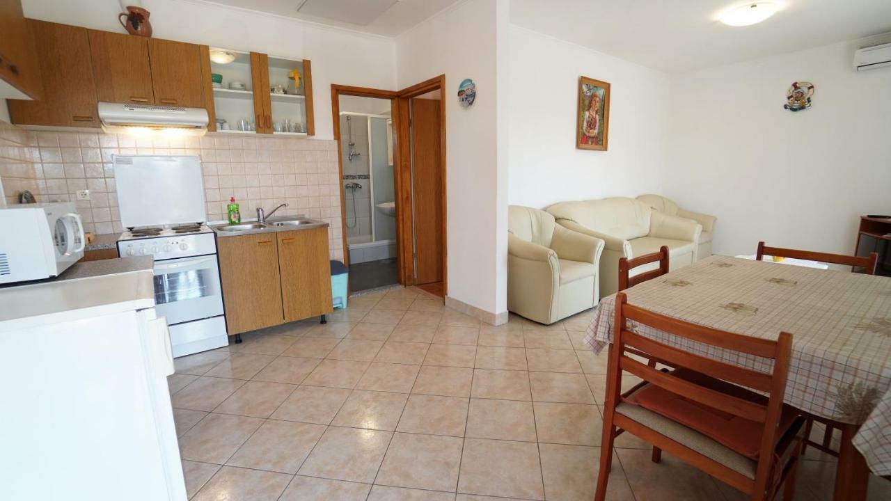 Apartments Roberta Kožino Εξωτερικό φωτογραφία